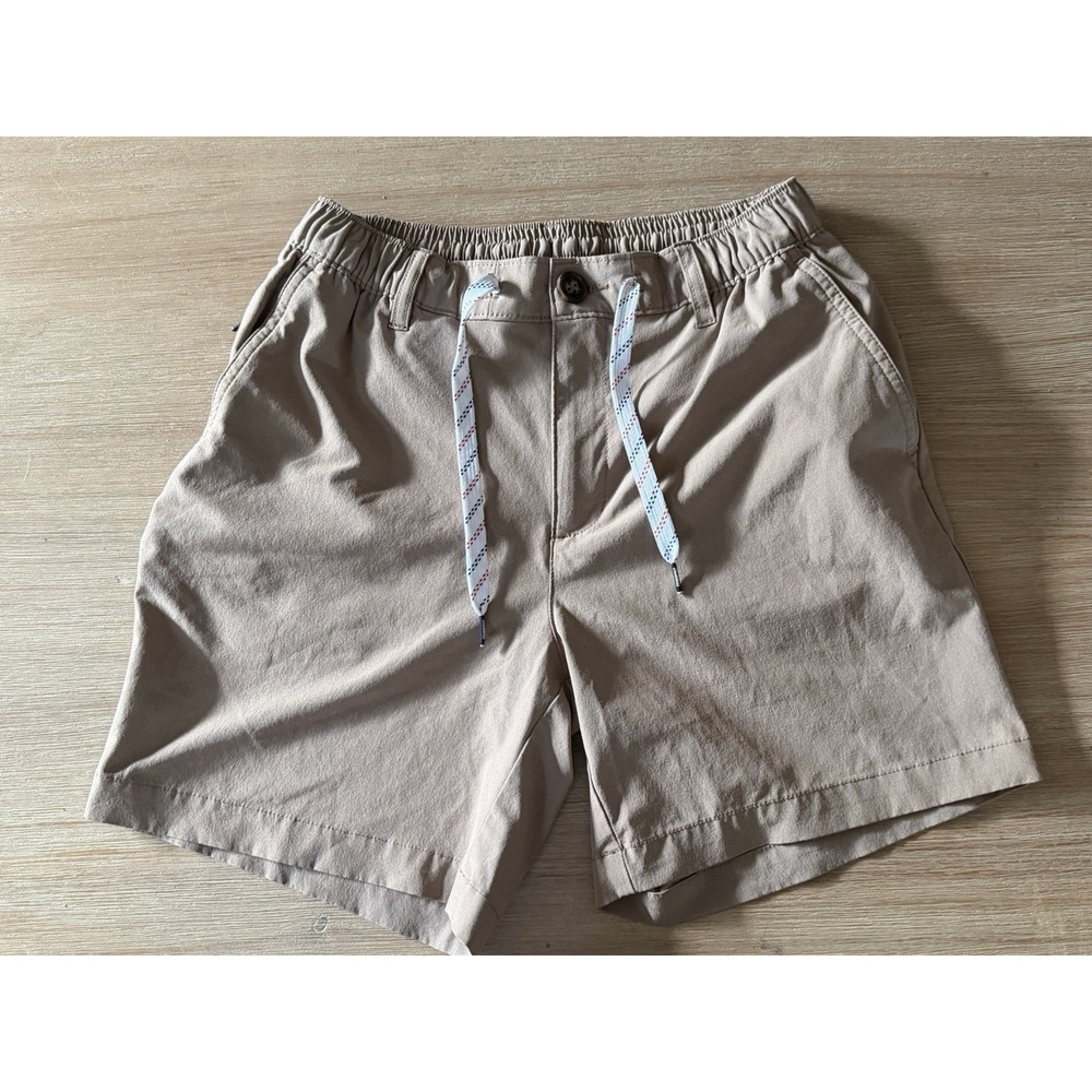 Chubbies Everywear Shorts Mens Small Beige 8 Inch Stretch Performance